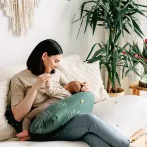 Poduszka relaksacyjna z nadrukiem Ammi+ green - Materac dla dziecka i niemowlaka Ammi 02 1080x1080 1 jpg e1706275294899 - Materac dla dziecka i niemowlaka