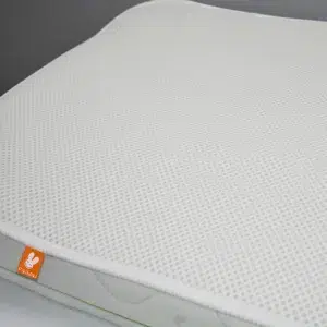 Ochraniacz ClimaSoft 3D - Materac dla dziecka i niemowlaka Nakladka ClimaSoft 3D zblizenia - Materac dla dziecka i niemowlaka